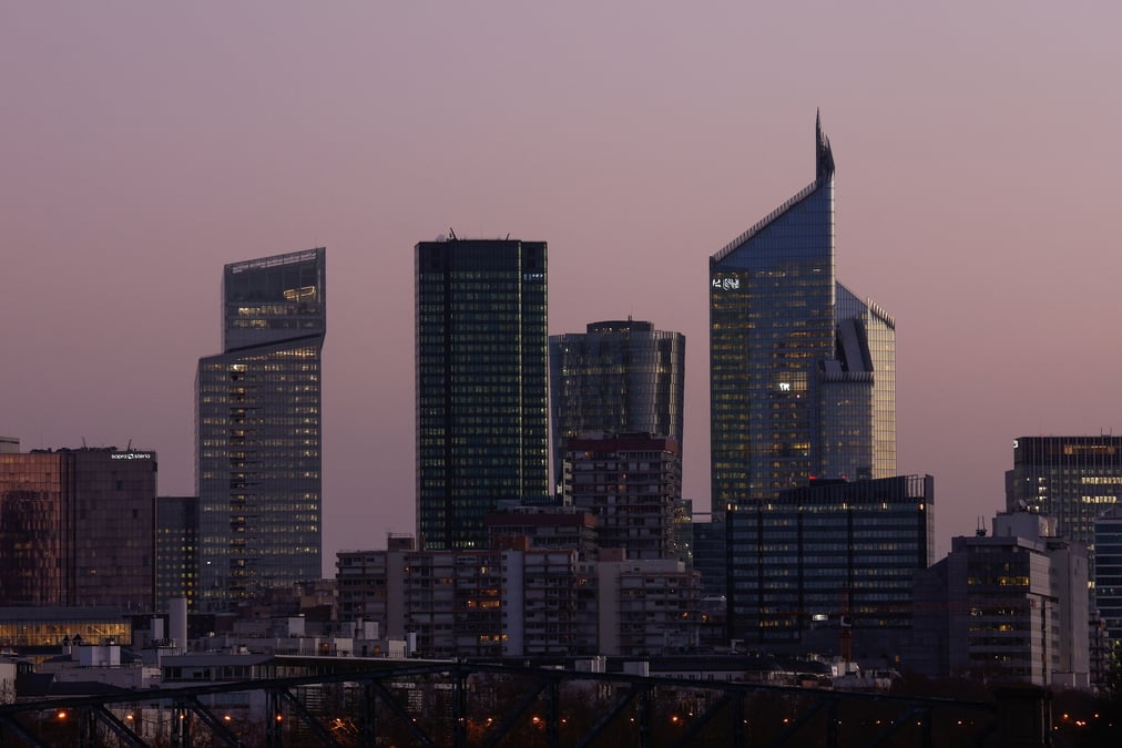 Le quartier financier de la defense a puteaux pres de paris