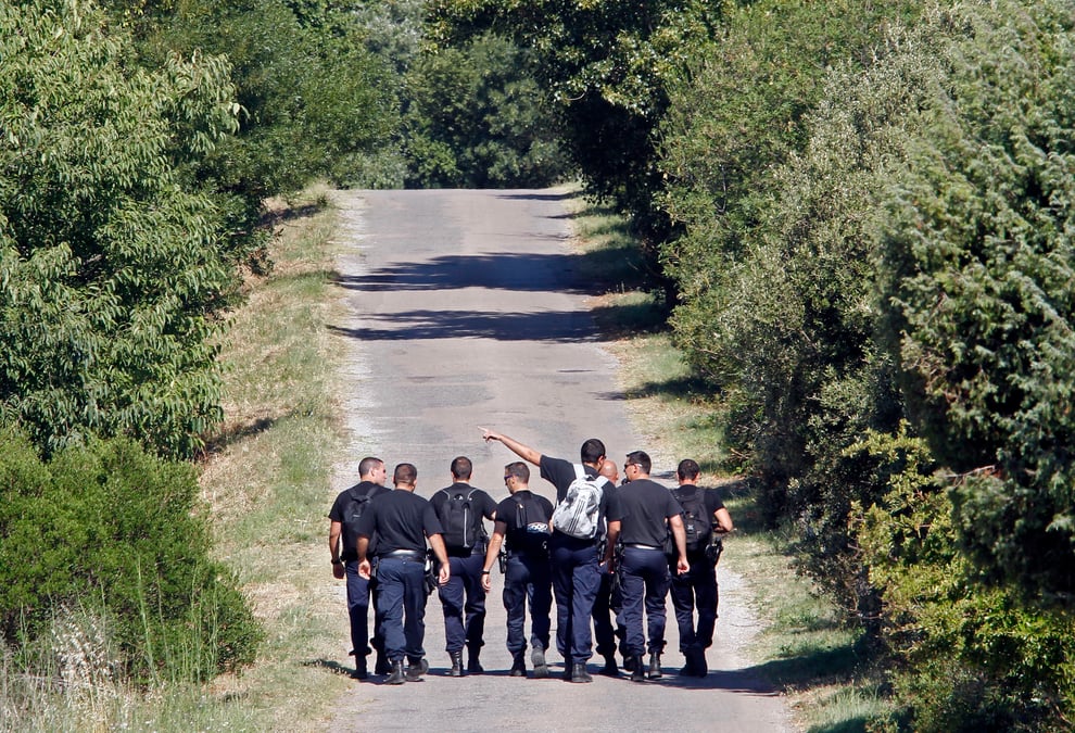 L'homme arrete a glasgow n'est pas xavier dupont de ligonnes, selon bfm tv