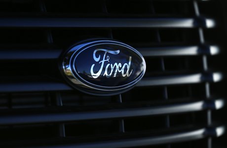 Bataille general motors-ford autour du nom d'un systeme de conduite mains libres
