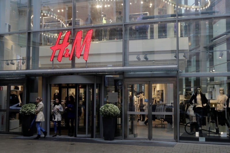 H&M a accru ses ventes de 11% en février, moins que prévu