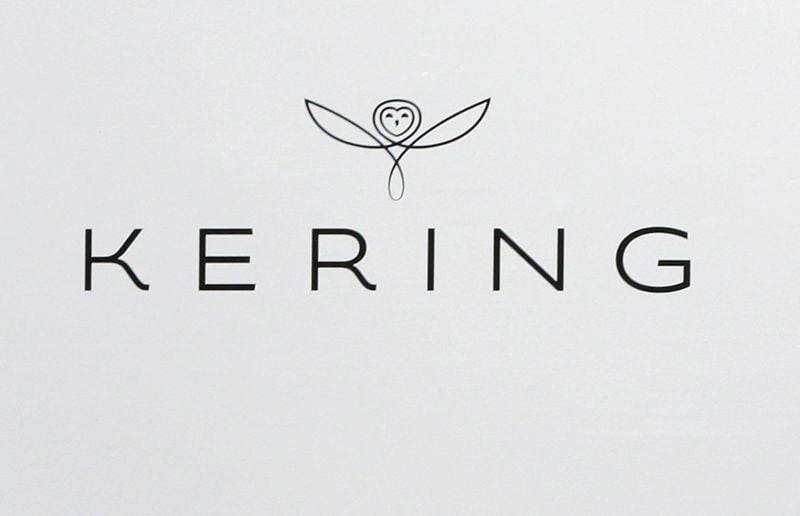 Kering en tete du sbf 120 a la mi-seance de la bourse de paris