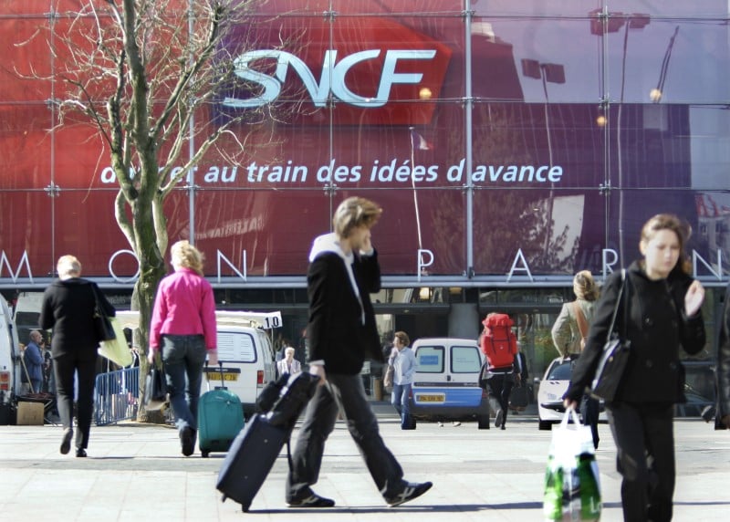 Trafic interrompu a paris-montparnasse
