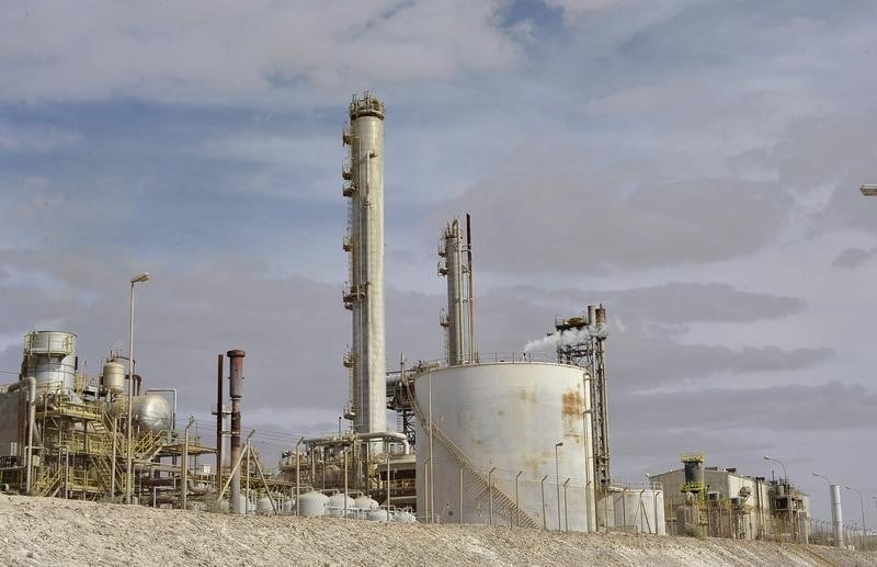 Des manifestants ferment le port pétrolier libyen de Brega