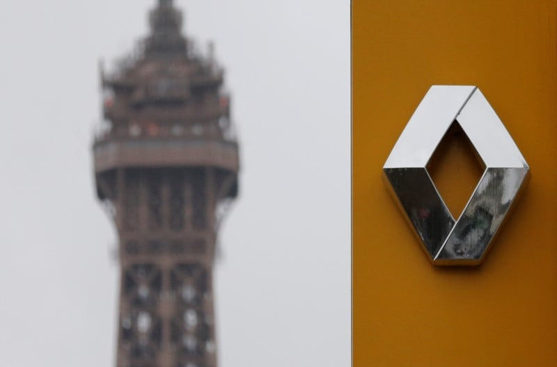 Le conseil d'administration de renault approuve un compromis 