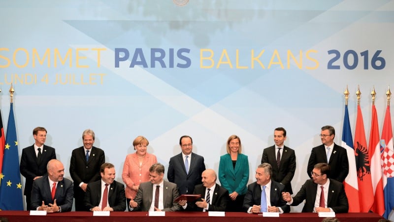 Paris et berlin rassurent les pays des balkans
