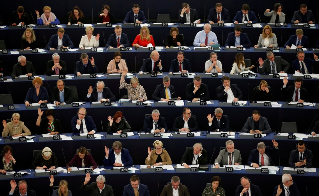 Le parlement europeen borne le reglement sur les contenus "terroristes"