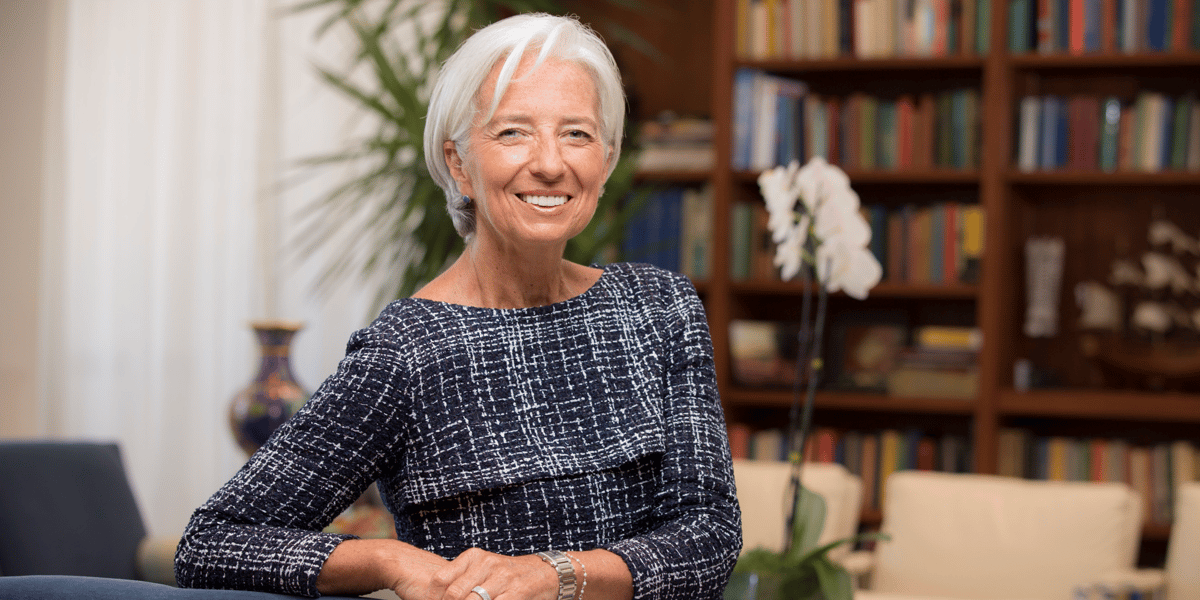 Selon Christine Lagarde, "avec plus de femmes à des postes de responsabilité dans la finance, on aurait évité des prises de risques excessives, qui ont abouti à la crise financière la plus terrible de l'après-guerre" : autrement dit, "avec « Lehman Sisters » on se serait sans doute mieux portés !"