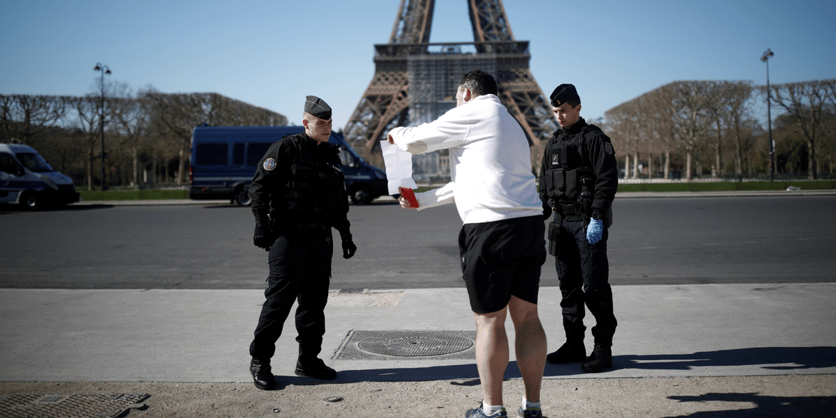 France: vingt-cinq ordonnances "coronavirus" en conseil des ministres