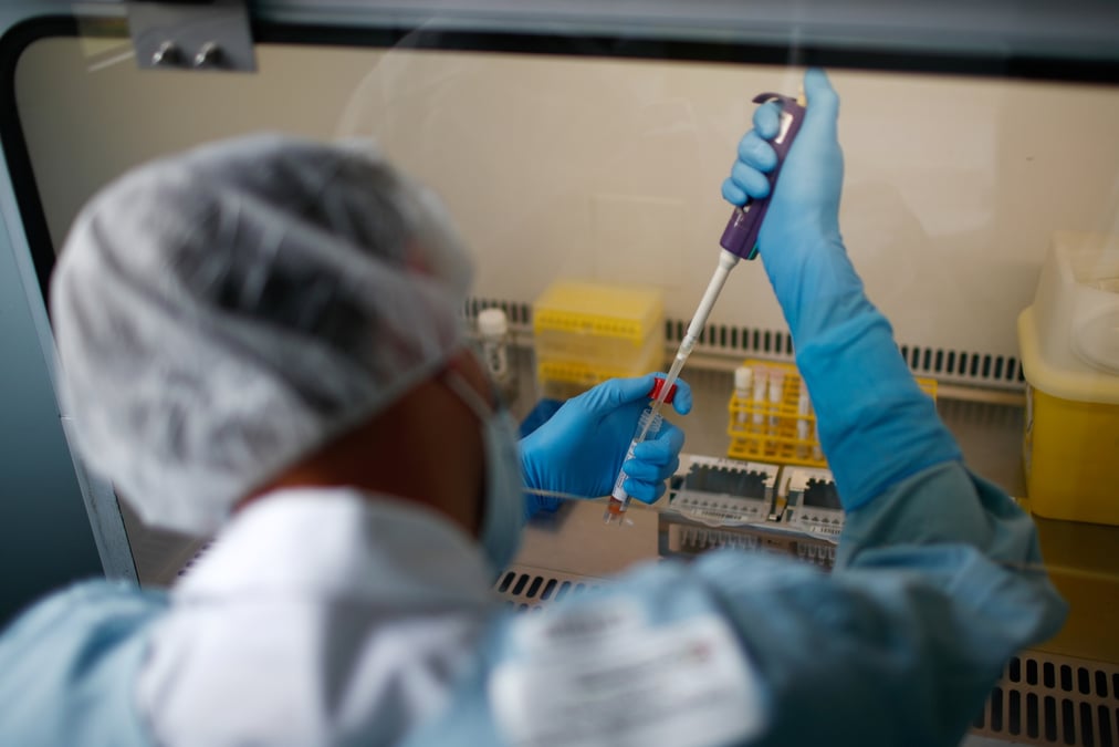 Eurofins scientific leve 535 millions d'euros pour developper ses tests du coronavirus