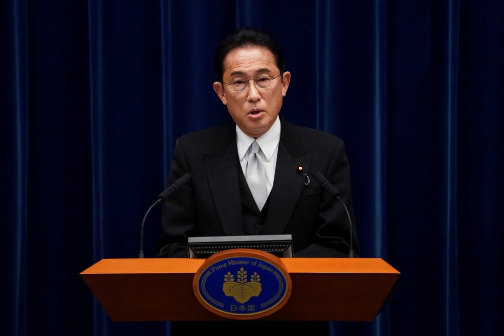 Fumio kishida au parlement : "il est crucial que nous redemarrions les centrales nucleaires"