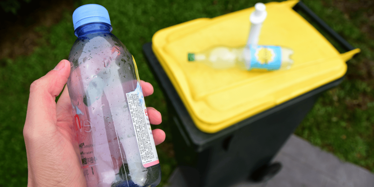 Le bisphénol A, longtemps omniprésent dans de nombreux produits comme les bouteilles en plastique, est interdit depuis 2015 en France.