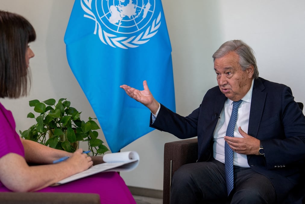 Le secretaire general des nations unies, antonio guterres, lors d'une interview au siege de l'onu a new york