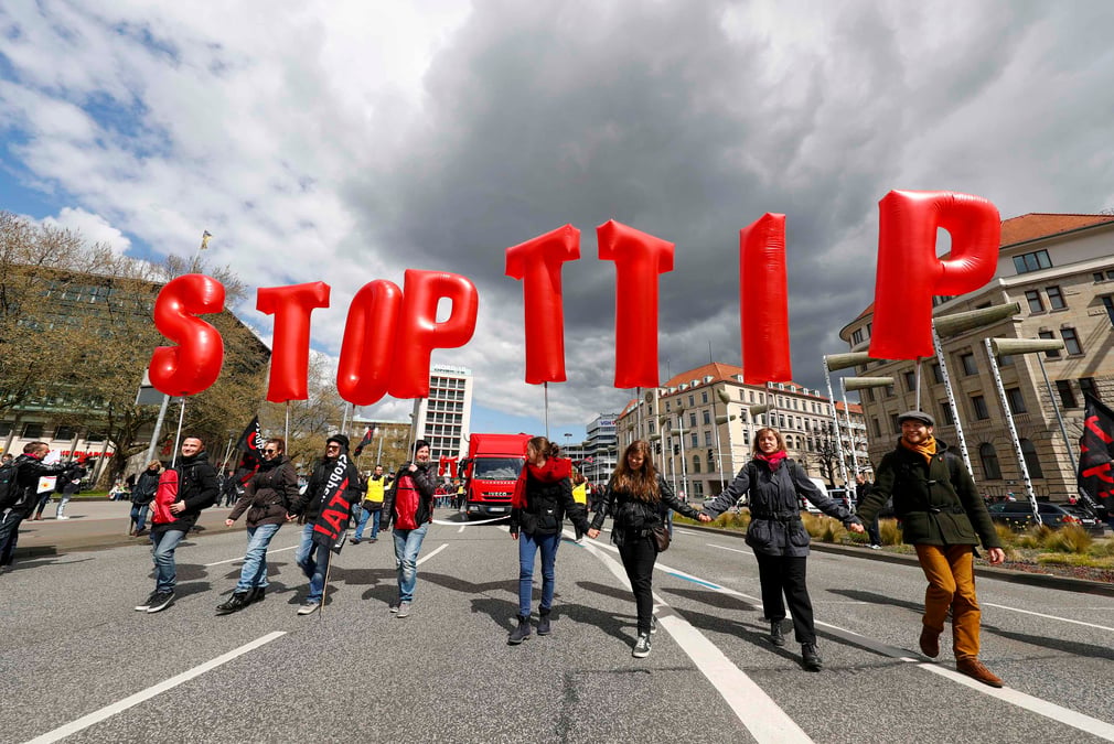 Manifestation a hanovre contre un accord de commerce transatlantique
