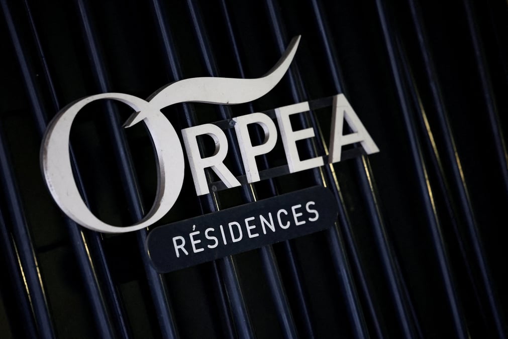 Photo d'archives: le logo de la societe francaise de maisons de retraite orpea pres de paris