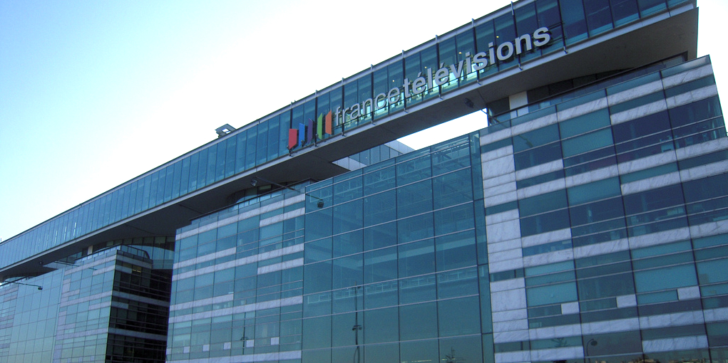 Siège de France Télévisions à l’angle du quai André Citroen et du bd Gal Martial Valin. Par patrick janicek. Via Flickr CC License by.