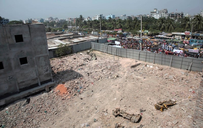 Le bangladesh poursuit le proprietaire du rana plaza pour meurtre