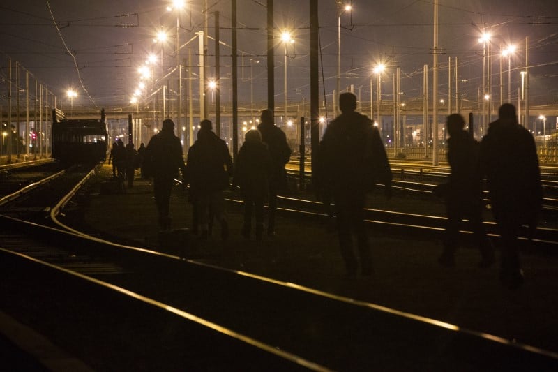 Demantelement de pres de 200 filieres de migrants en 2015 en france