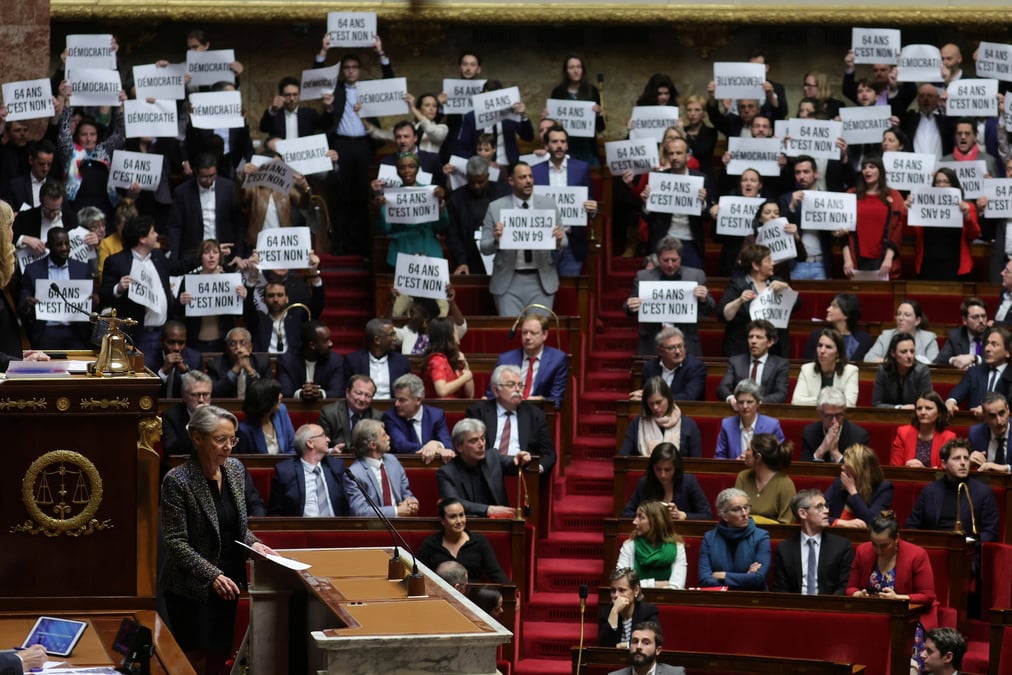 La reforme des retraites a l'assemblee nationale a paris