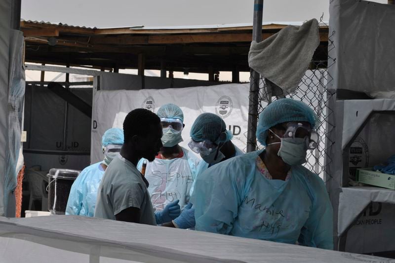 La fièvre Ebola a fait près de 7.000 morts depuis mars