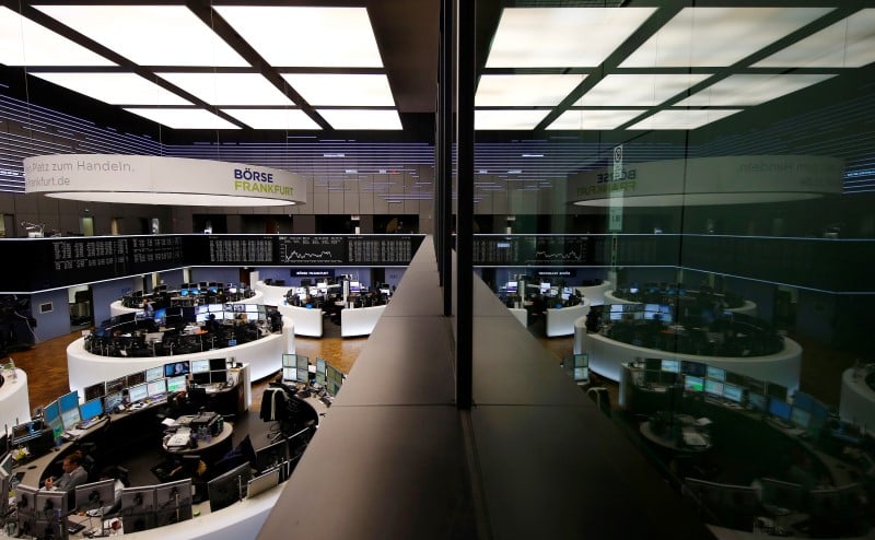 Les bourses europeennes sans direction claire a la mi-seance