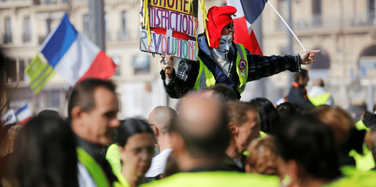 Acte xv des gilets jaunes, interpellations a clermont-ferrand et paris