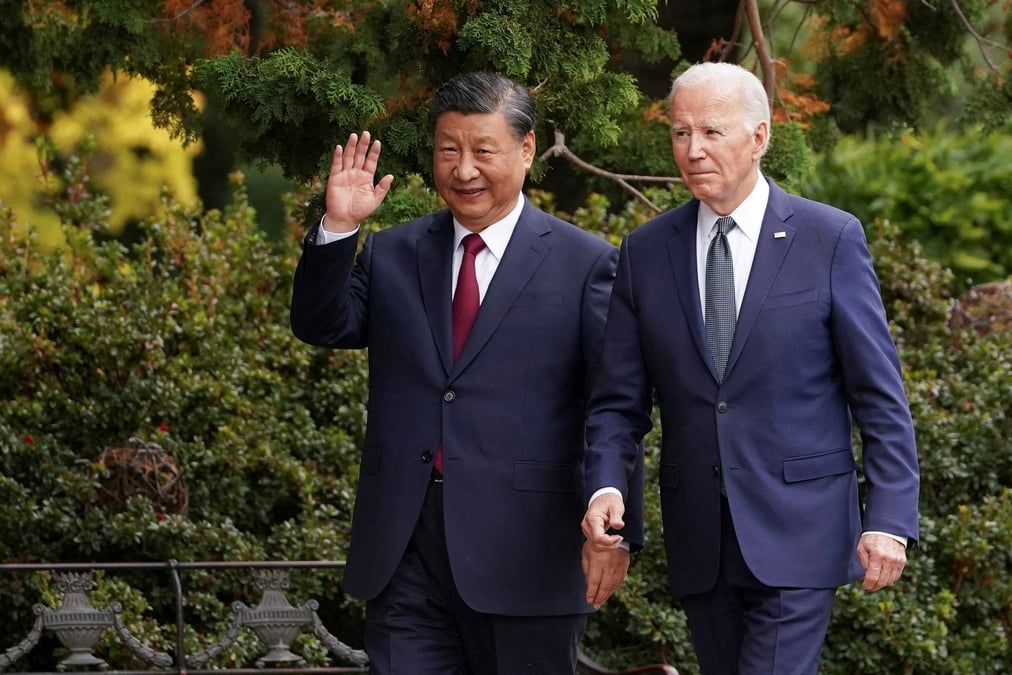Le president americain joe biden rencontre le president chinois xi jinping en marge du sommet de l'apec, a woodside