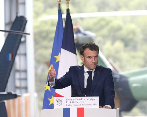 Emmanuel Macron Revue nationale stratégique Influence
