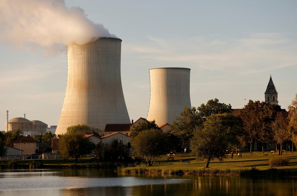 Centrale nucleaire d'edf a civaux, france