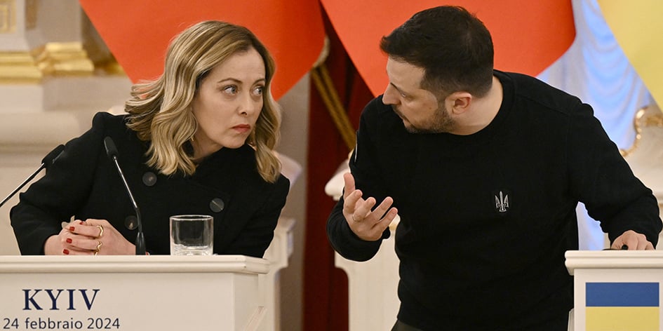 La Première ministre italienne et le président ukrainien, Volodymyr Zelensky, à Kiev le 24 février.