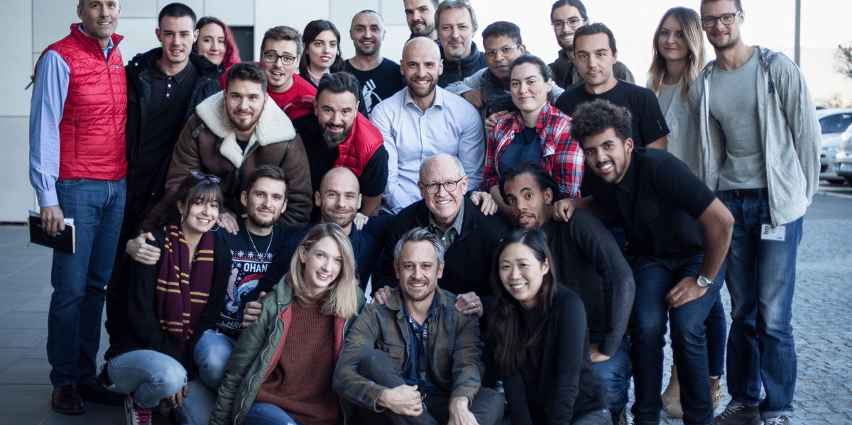 Glen Keane (au centre), partenaire de Dwarf pour "Trash Truck", lors d'une visite chez le studio héraultais en 2018