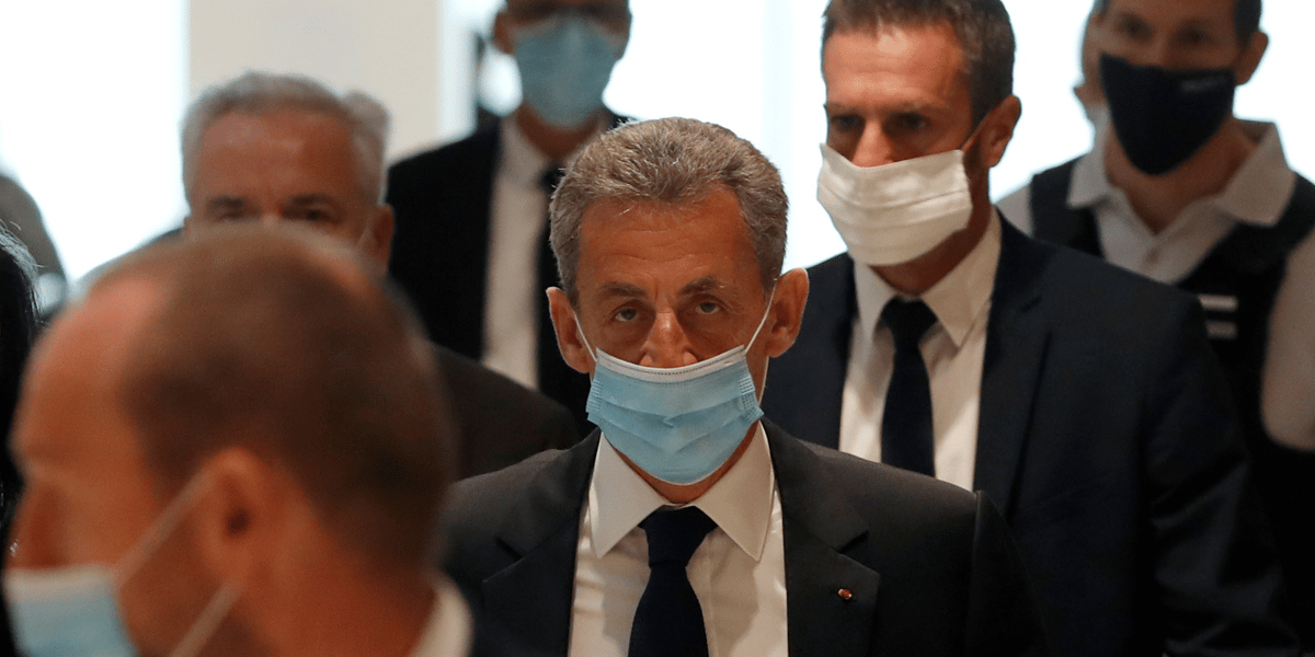 France: nicolas sarkozy condamne pour corruption dans l'affaire des "ecoutes"
