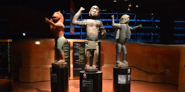 Statues_royales,_Abomey,_Musée_du_quai_Branly