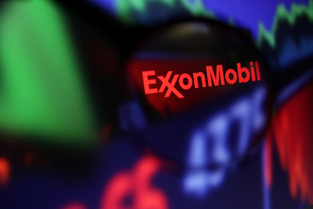 Le logo d'exxon mobil
