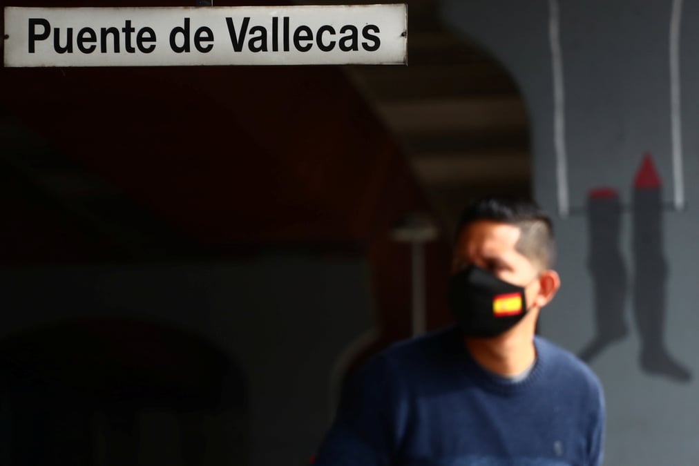 Les quartiers pauvres de madrid partiellement reconfines