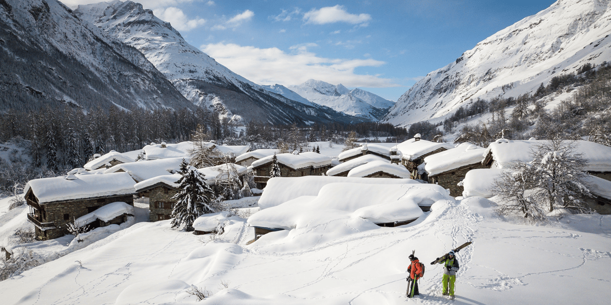Skieurs à Bessans