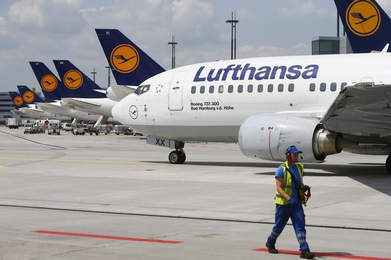 Lufthansa confirme ses objectifs, le titre grimpe