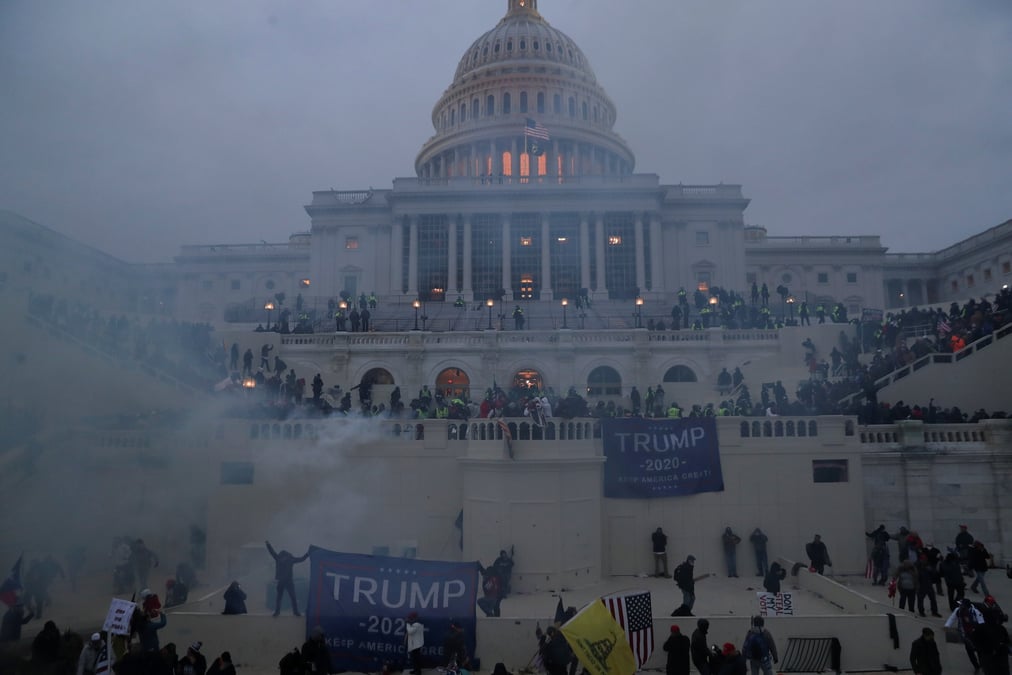 Usa: une personne blessee par balle au capitole est decedee