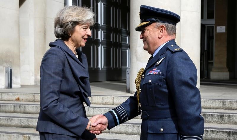 L'etat-major britannique s'inquiete pour les cables sous-marins