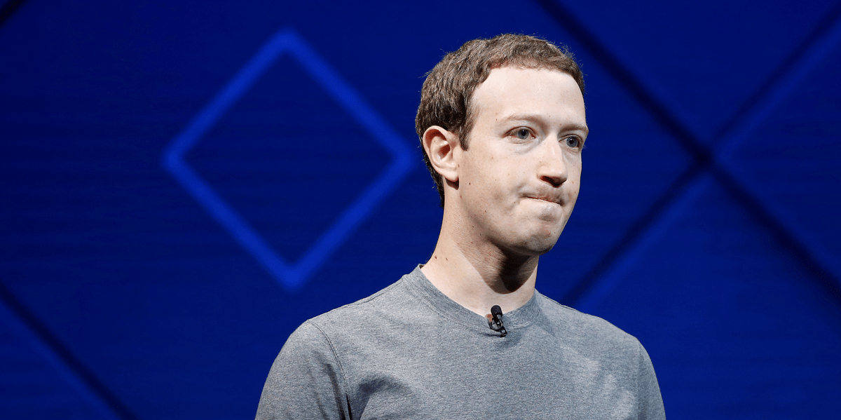 Les équipes de modérateurs chargés par Facebook de combattre la désinformation sur sa plateforme ont pour ordre de ne pas toucher aux publications des politiques.