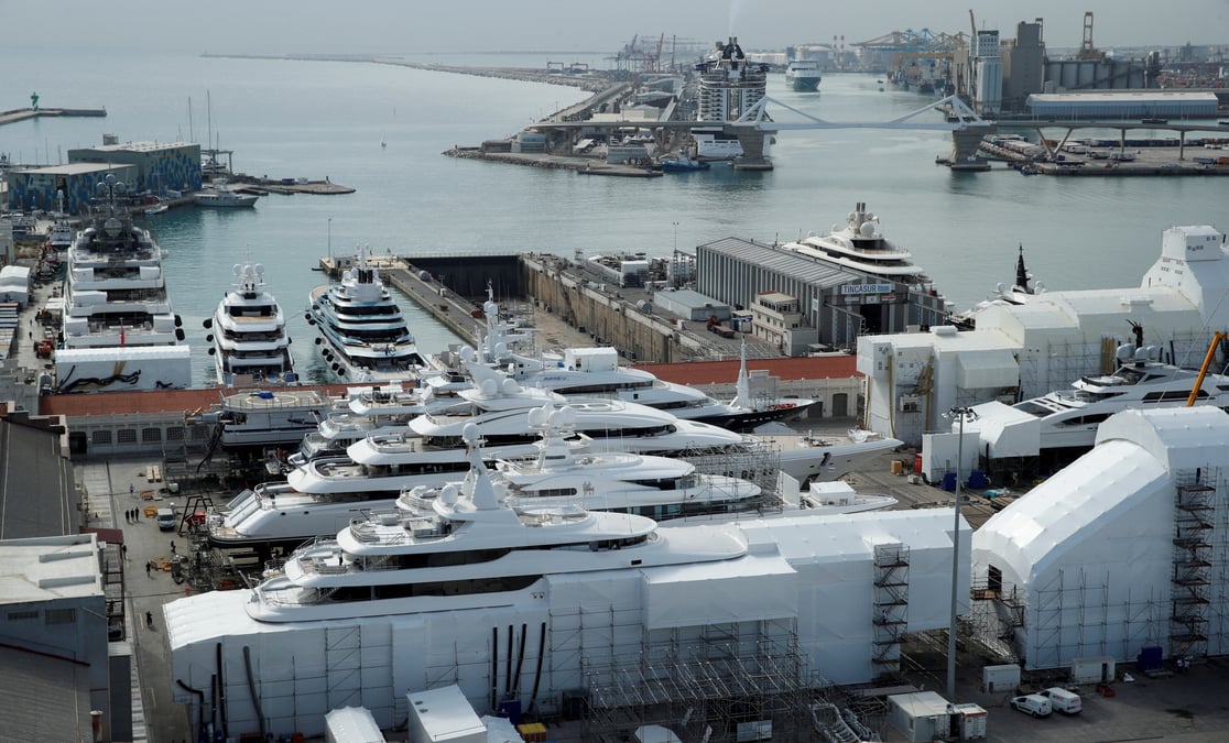 La demande des ultra-riches pour les superyachts bondit apres la pandemie