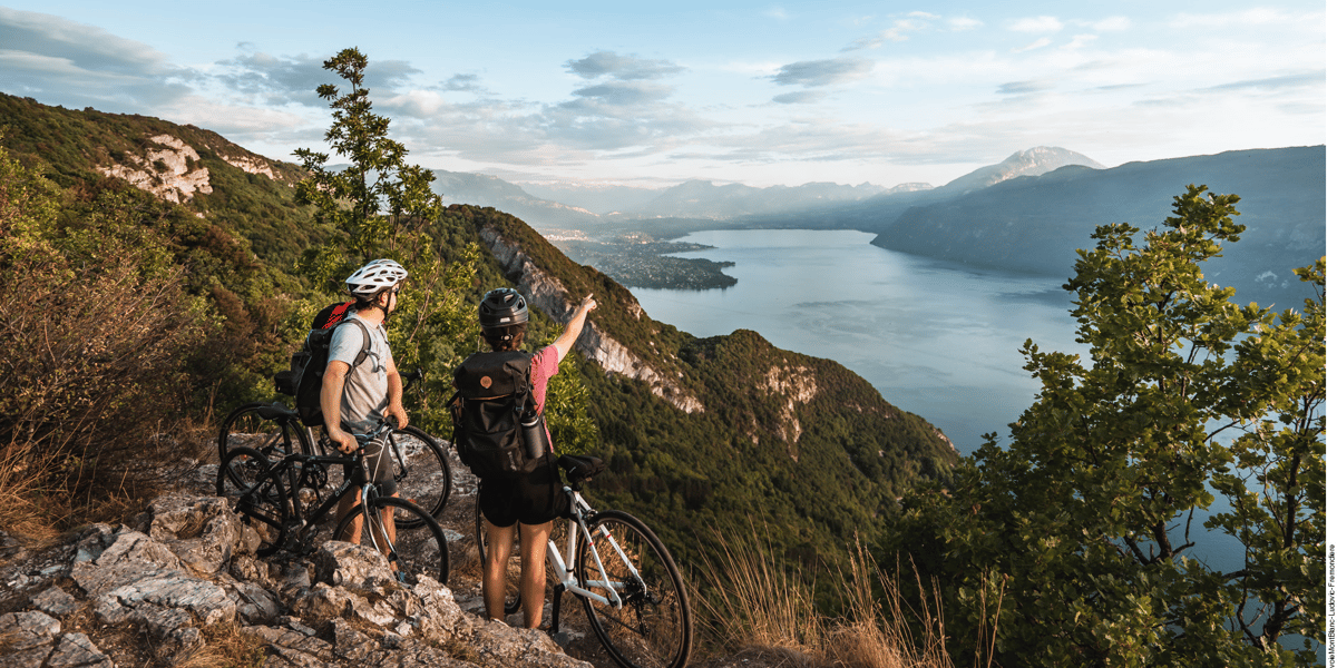 VTT lac touristes