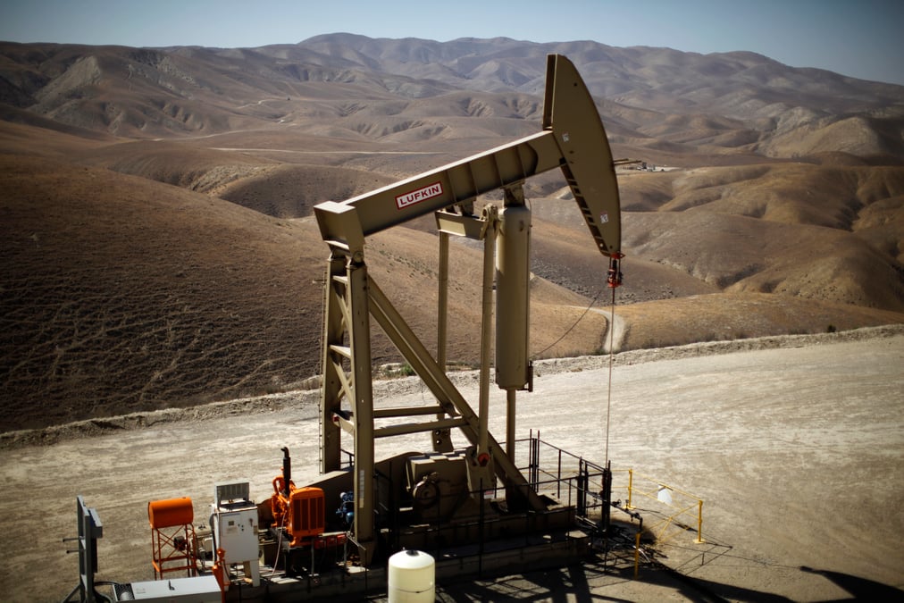 Petrole: les compagnies us disent a l'opep que leur production va baisser