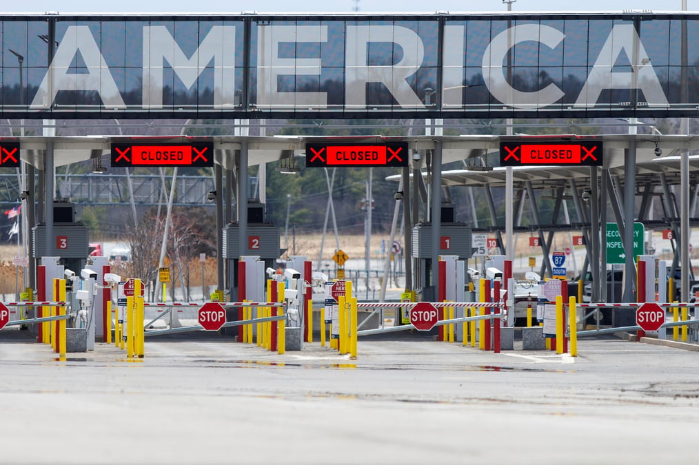 Usa: les restrictions aux frontieres terrestres prolongees