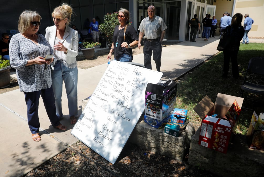 Etats-unis: quinze morts dans une fusillade dans une ecole du texas
