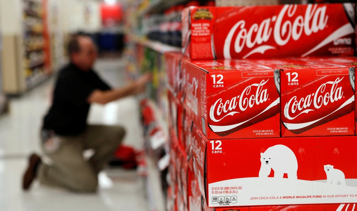 Des bouteilles de coca-cola dans un magasin a alexandria, en virginie