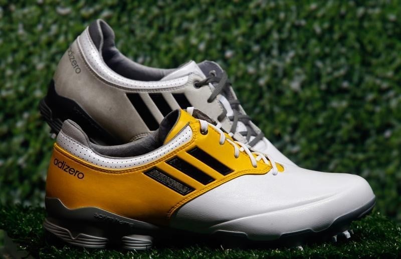 Adidas abaisse ses objectifs à cause de la Russie et du golf