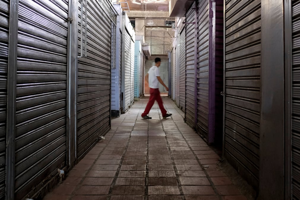 Venezuela: rues calmes a caracas apres la devaluation du bolivar