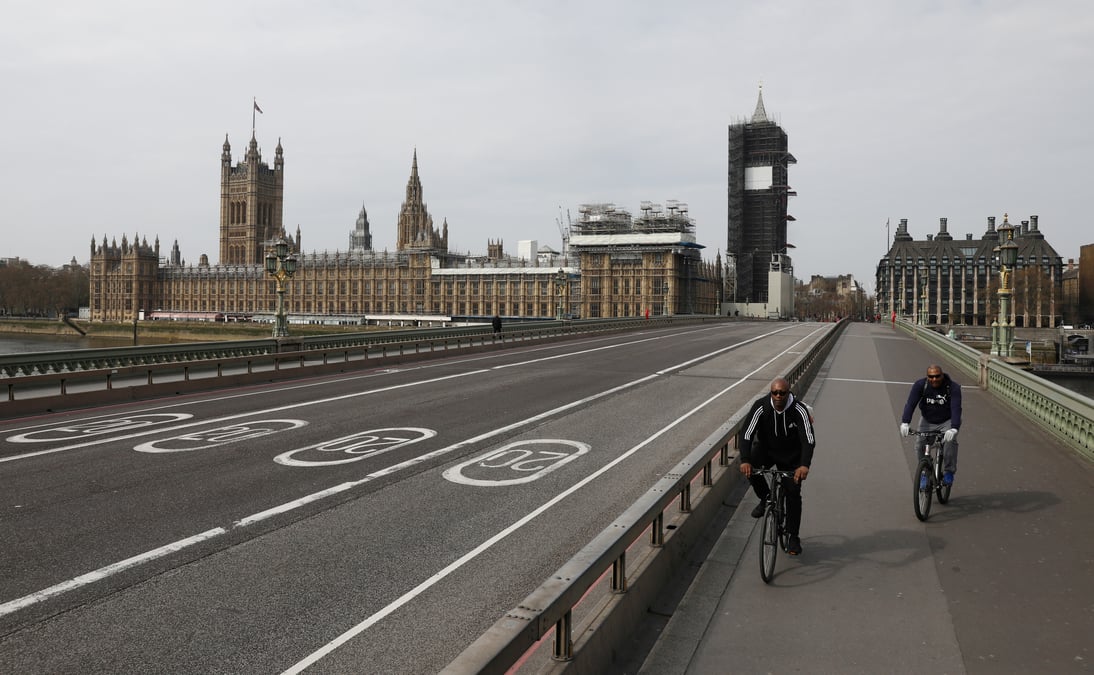 L'economie britannique connait sa plus forte baisse en 40 ans