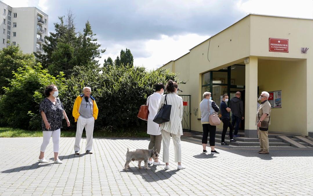 La pologne connait une hausse record des cas de coronavirus