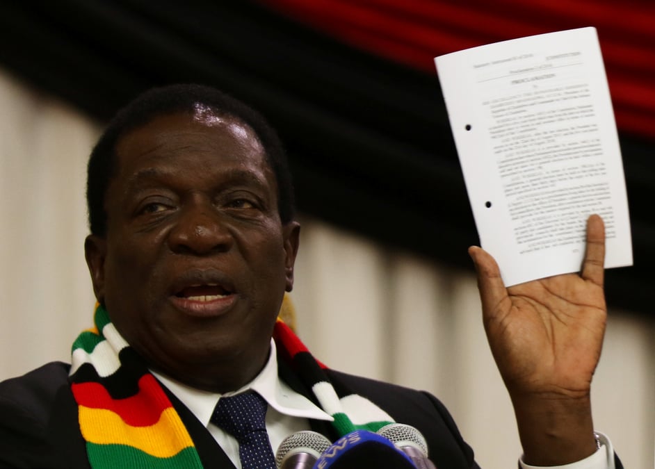 Le president du zimbabwe accuse des dissidents de la zanu
